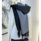 Zweifarbiger Schal mit Fransen schwarz - Bekleidungsaccessoires